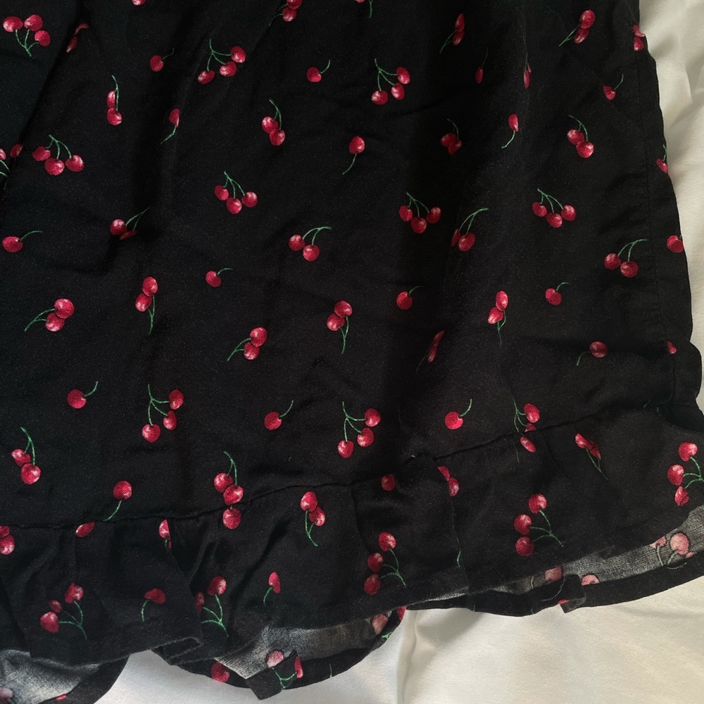 Cherry Ruffle Shorts - Picture 2 of 2